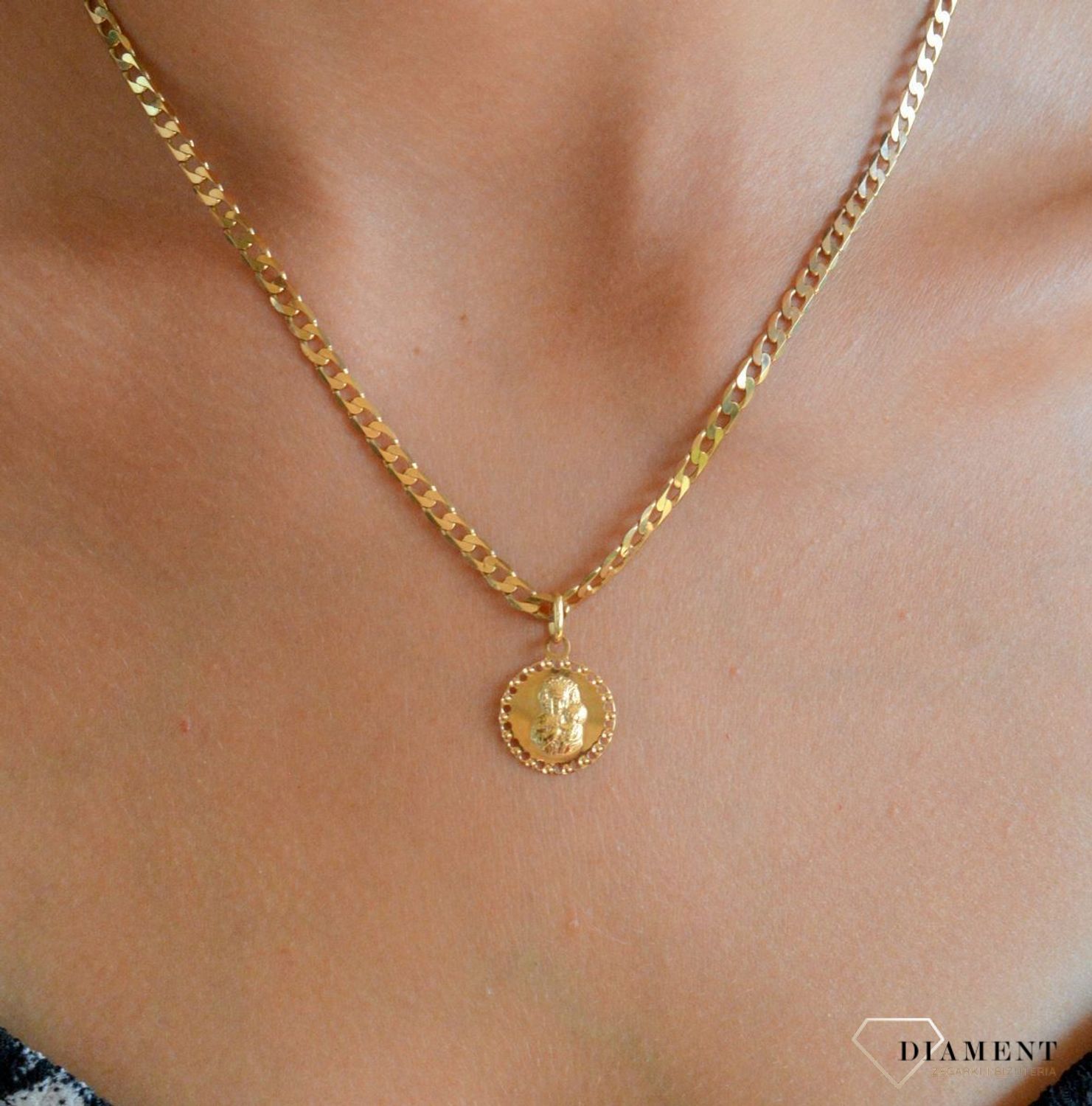 Złota zawieszka 585 medalik Matka Boska Częstochowska ZA 1544..jpg